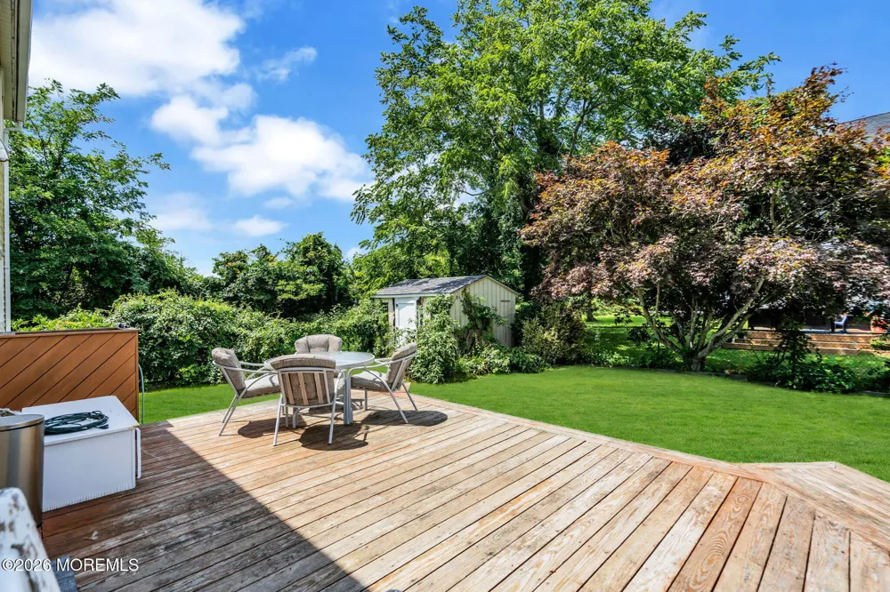 314 Pine Drive Manahawkin, NJ 08050
