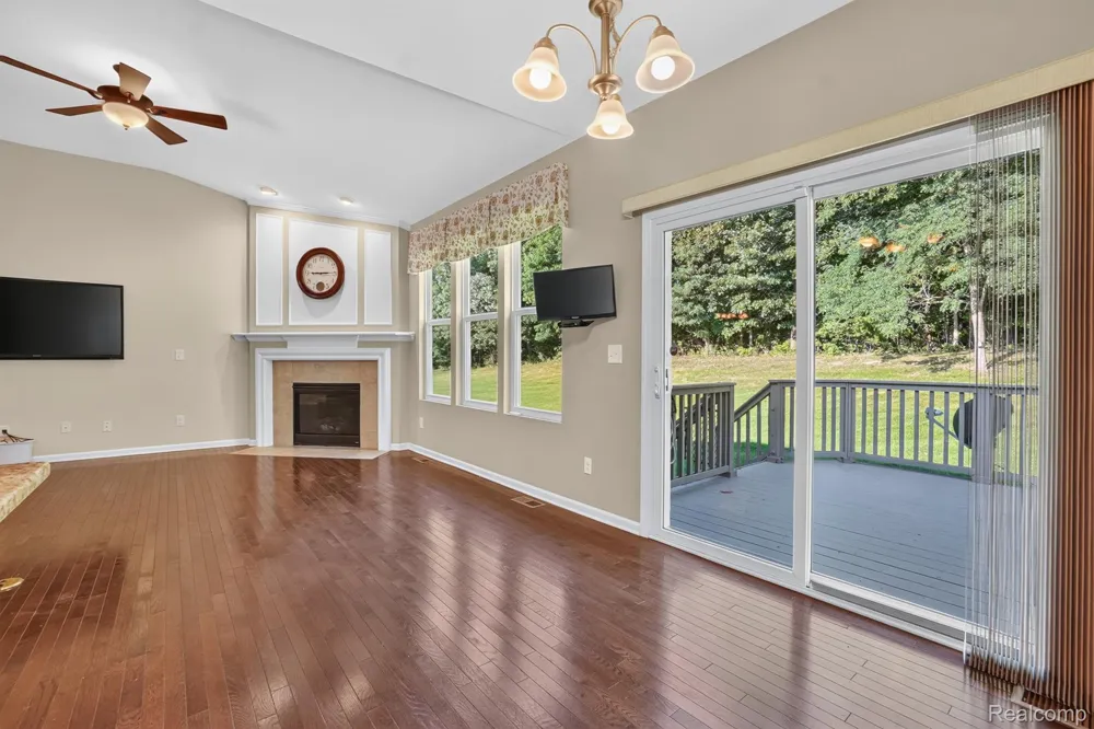 3578 Rainier Drive Oceola Township, MI 48843