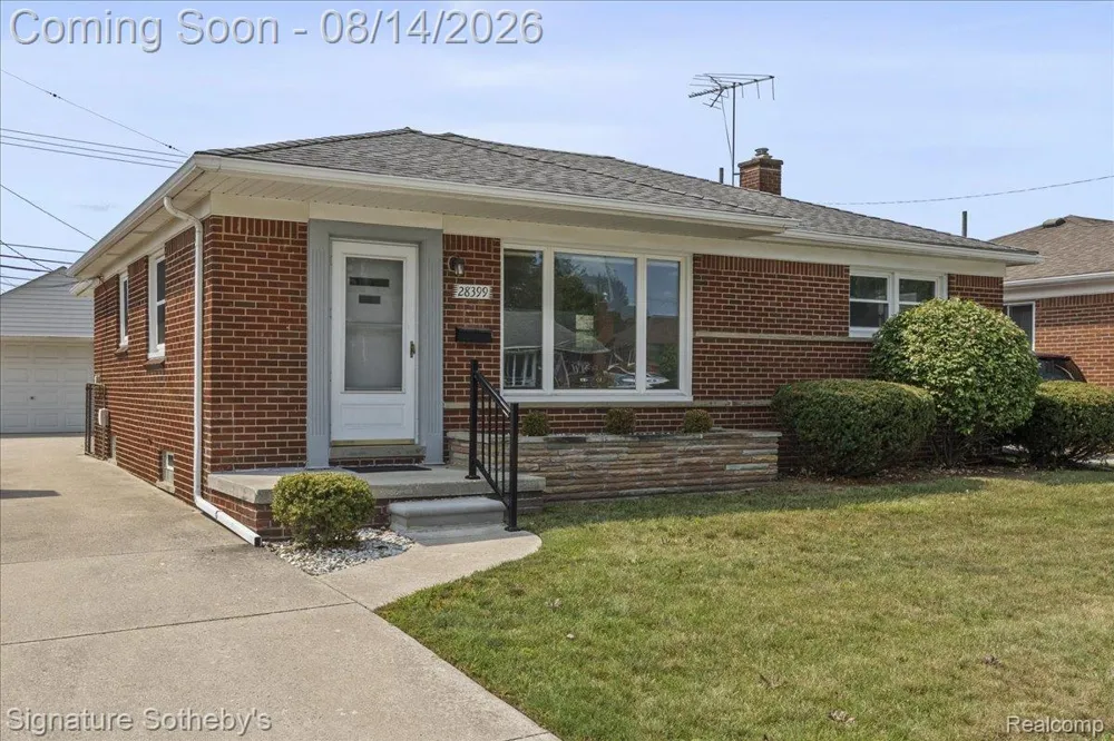 28399 Palmer Boulevard Madison Heights City, MI 48071