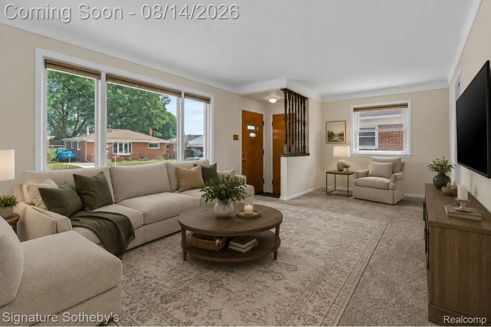 28399 Palmer Boulevard Madison Heights City, MI 48071