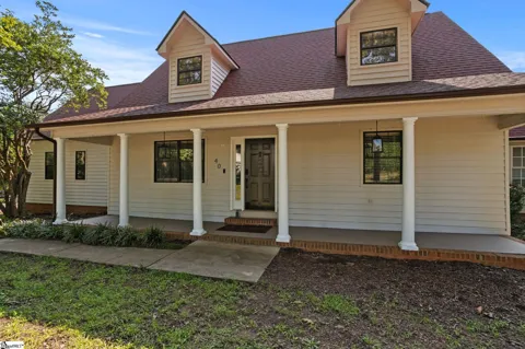 40 Ridings Road
