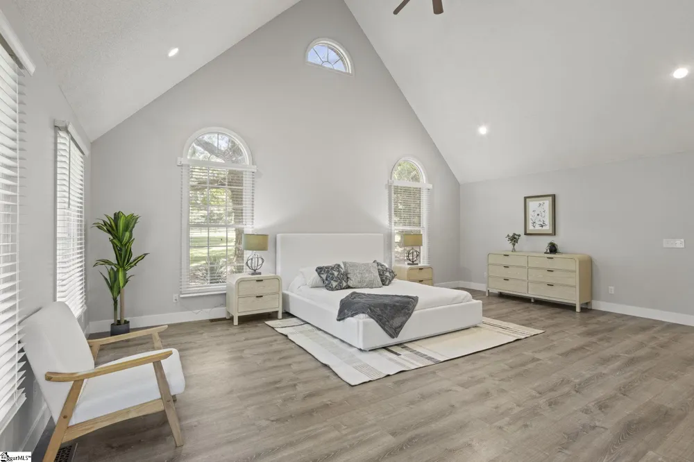 40 Ridings Road Campobello, SC 29322