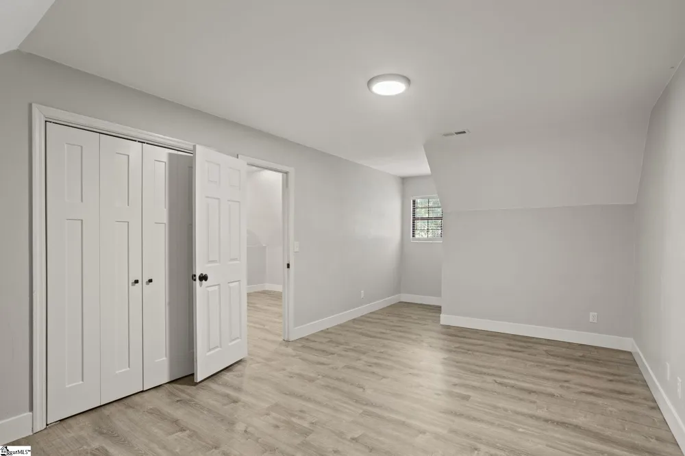 40 Ridings Road Campobello, SC 29322