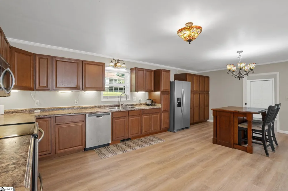 40 Ridings Road Campobello, SC 29322