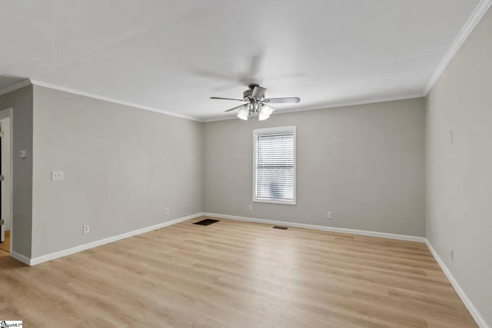 40 Ridings Road Campobello, SC 29322