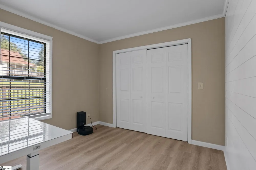40 Ridings Road Campobello, SC 29322