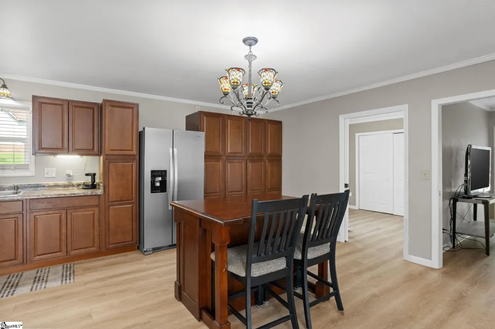 40 Ridings Road Campobello, SC 29322