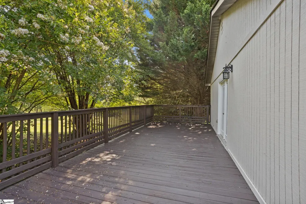 40 Ridings Road Campobello, SC 29322