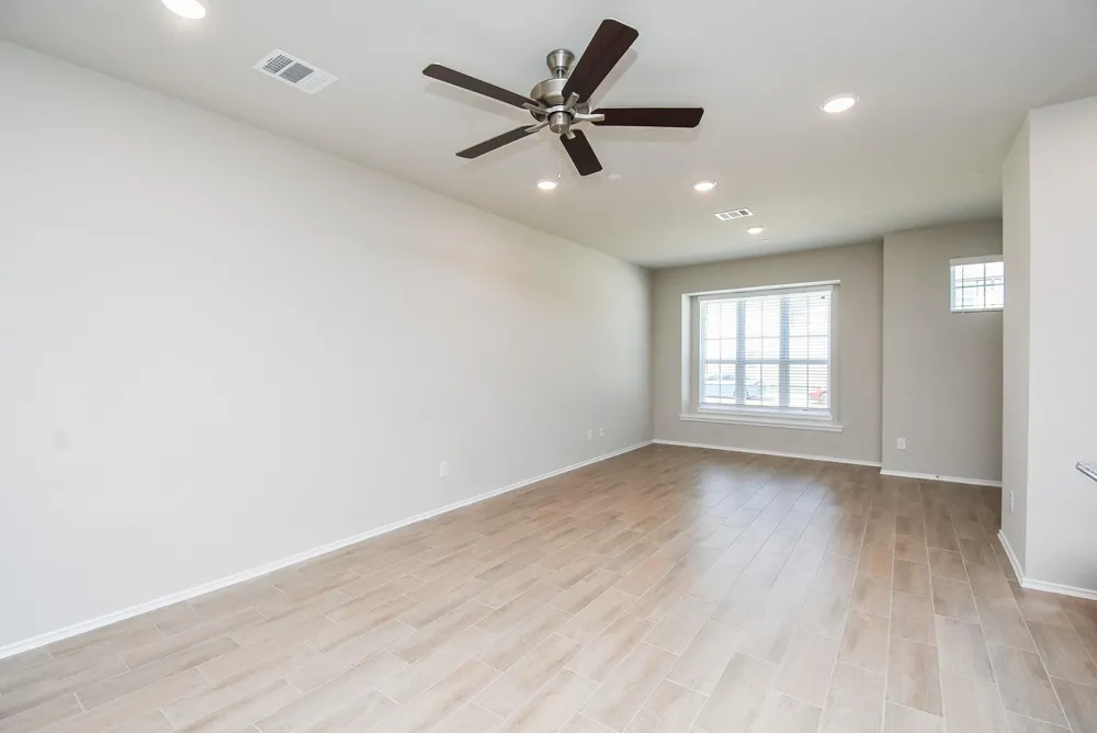 2910 Scanlan Meadow #18 Missouri City, TX 77459