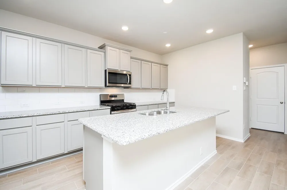 2910 Scanlan Meadow #18 Missouri City, TX 77459