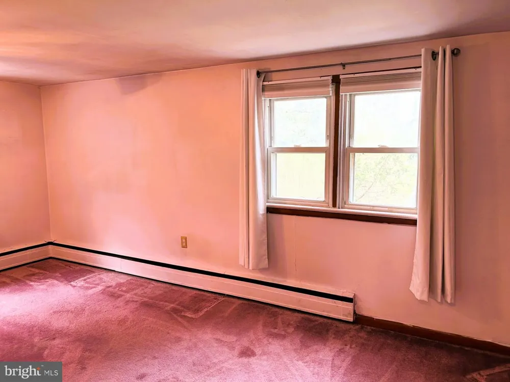 19 CEPP ROAD Perkiomenville, PA 18074