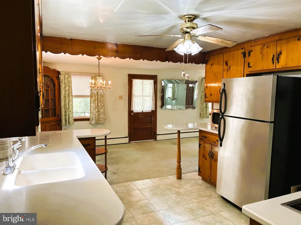 19 CEPP ROAD Perkiomenville, PA 18074