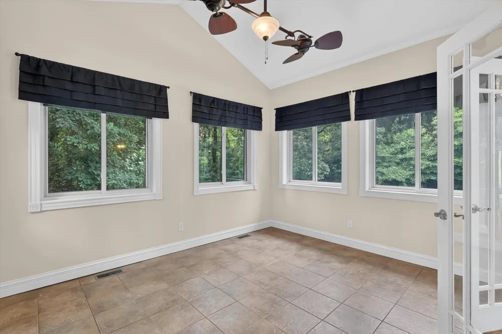 5284 Tillman Drive Kalamazoo, MI 49009
