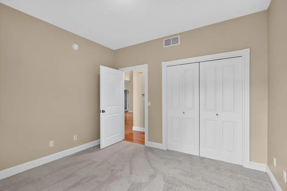 5284 Tillman Drive Kalamazoo, MI 49009