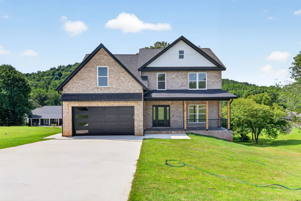 4560 Twin Creeks Dr Cookeville, TN 38506