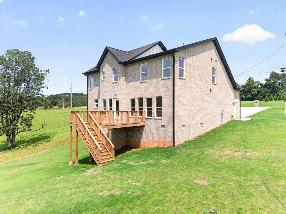 4560 Twin Creeks Dr Cookeville, TN 38506