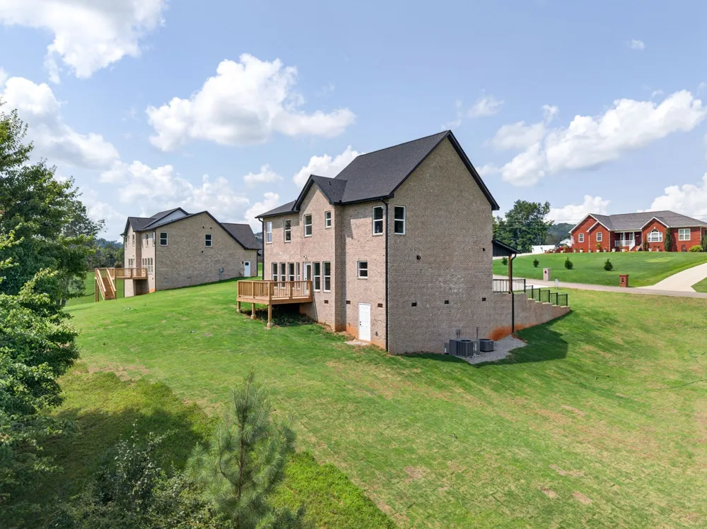 4556 Twin Creeks Dr Cookeville, TN 38506