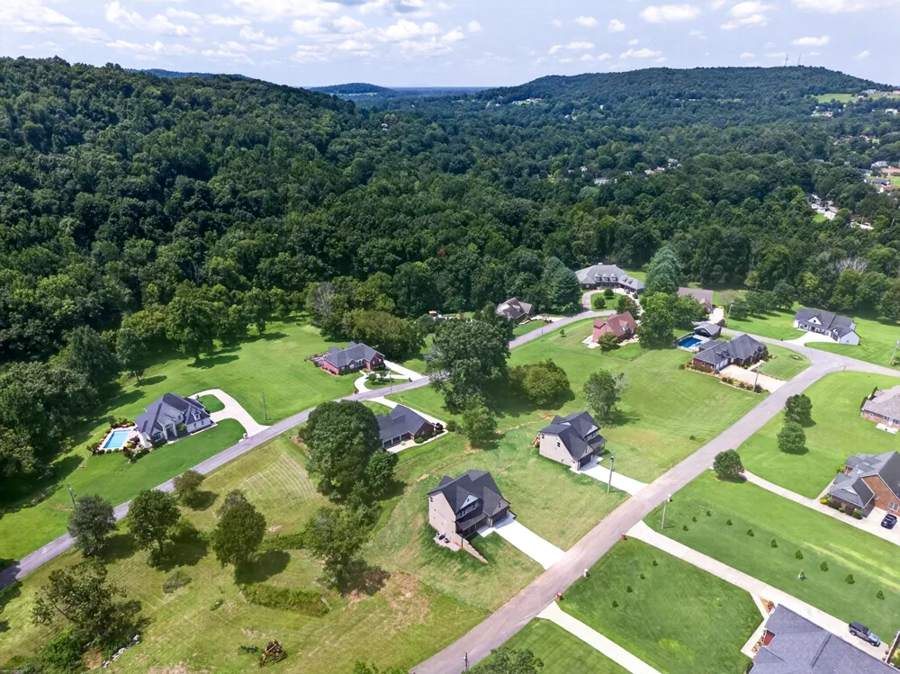4556 Twin Creeks Dr Cookeville, TN 38506