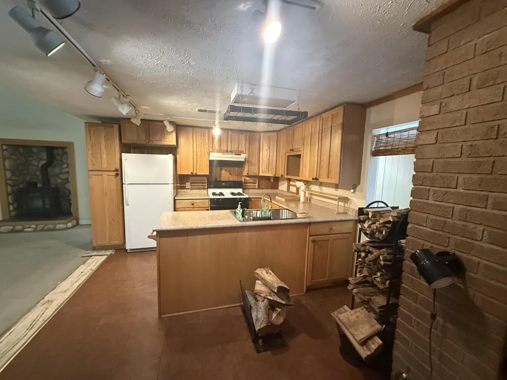 2591 Tonawanda Road Unknown, MI 49637