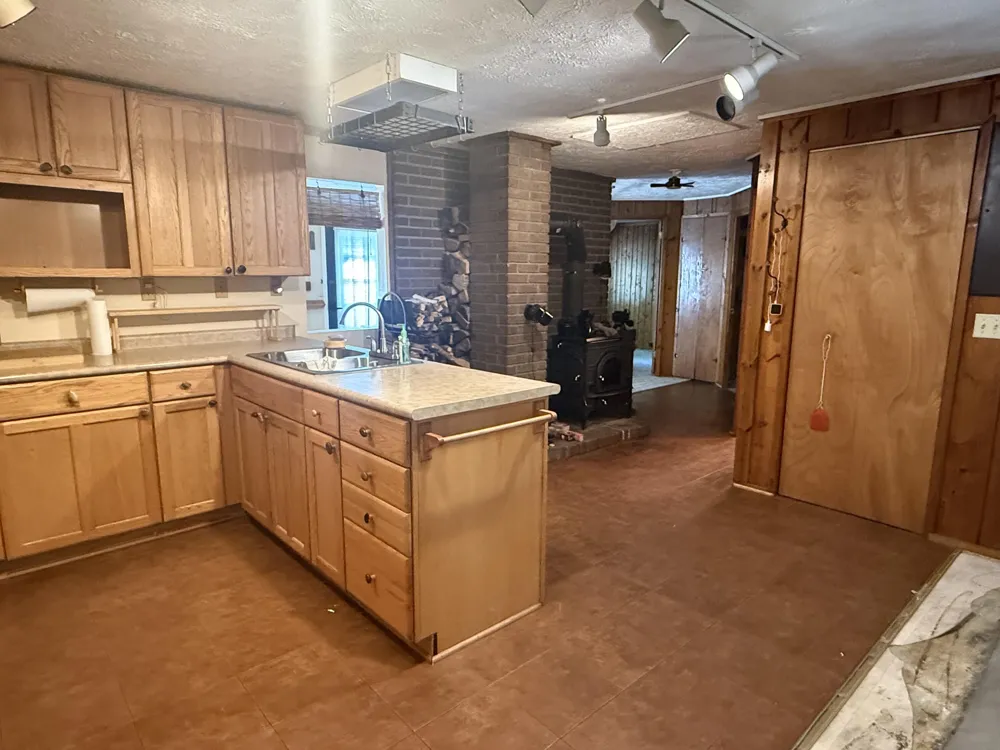 2591 Tonawanda Road Unknown, MI 49637