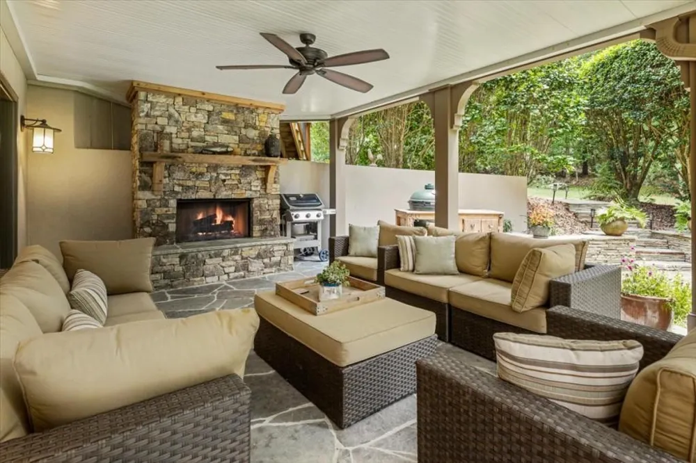 555 Treyburn View Milton, GA 30004
