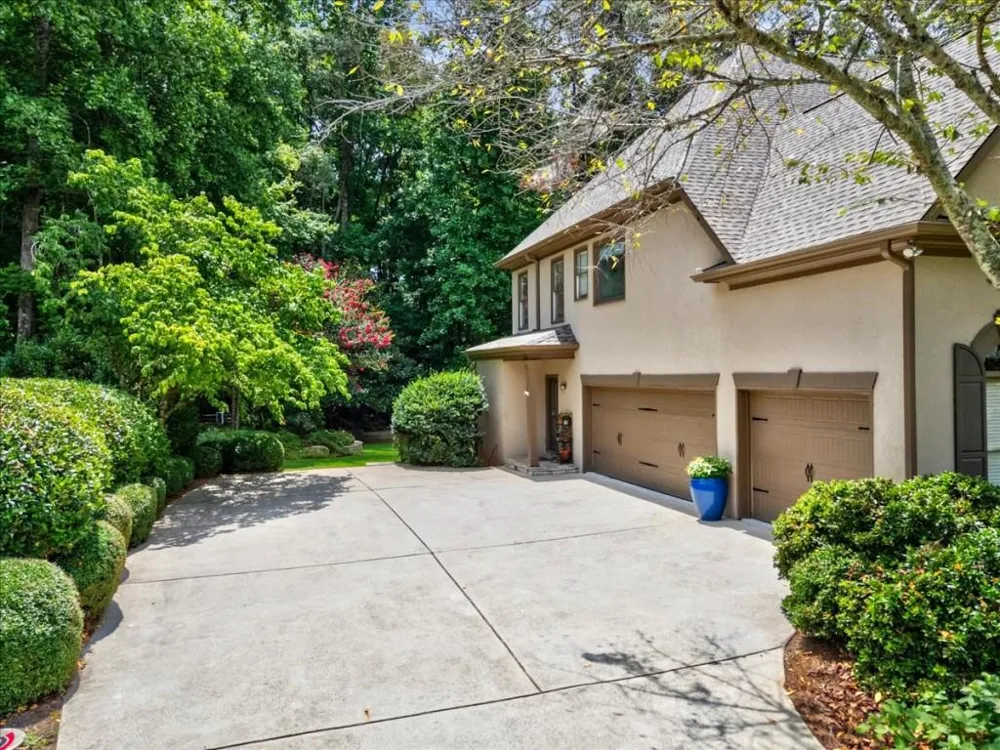 555 Treyburn View Milton, GA 30004