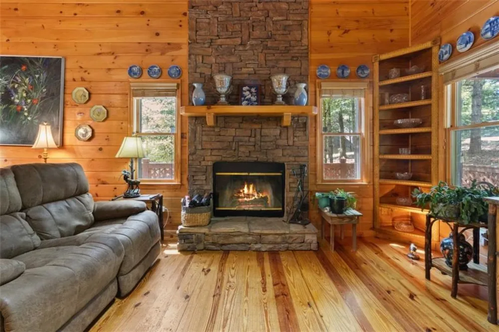 80 Stegall Mill Ridge Ellijay, GA 30536