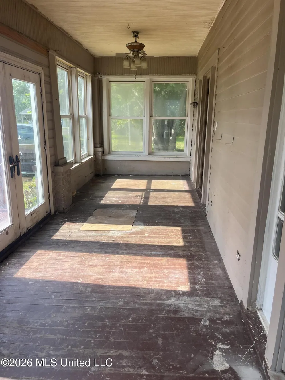 1127 Amar Street Waveland, MS 39576