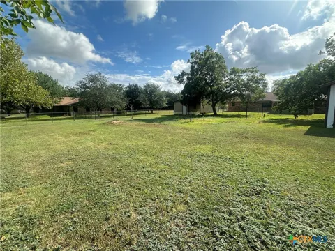129 S Pecan Street