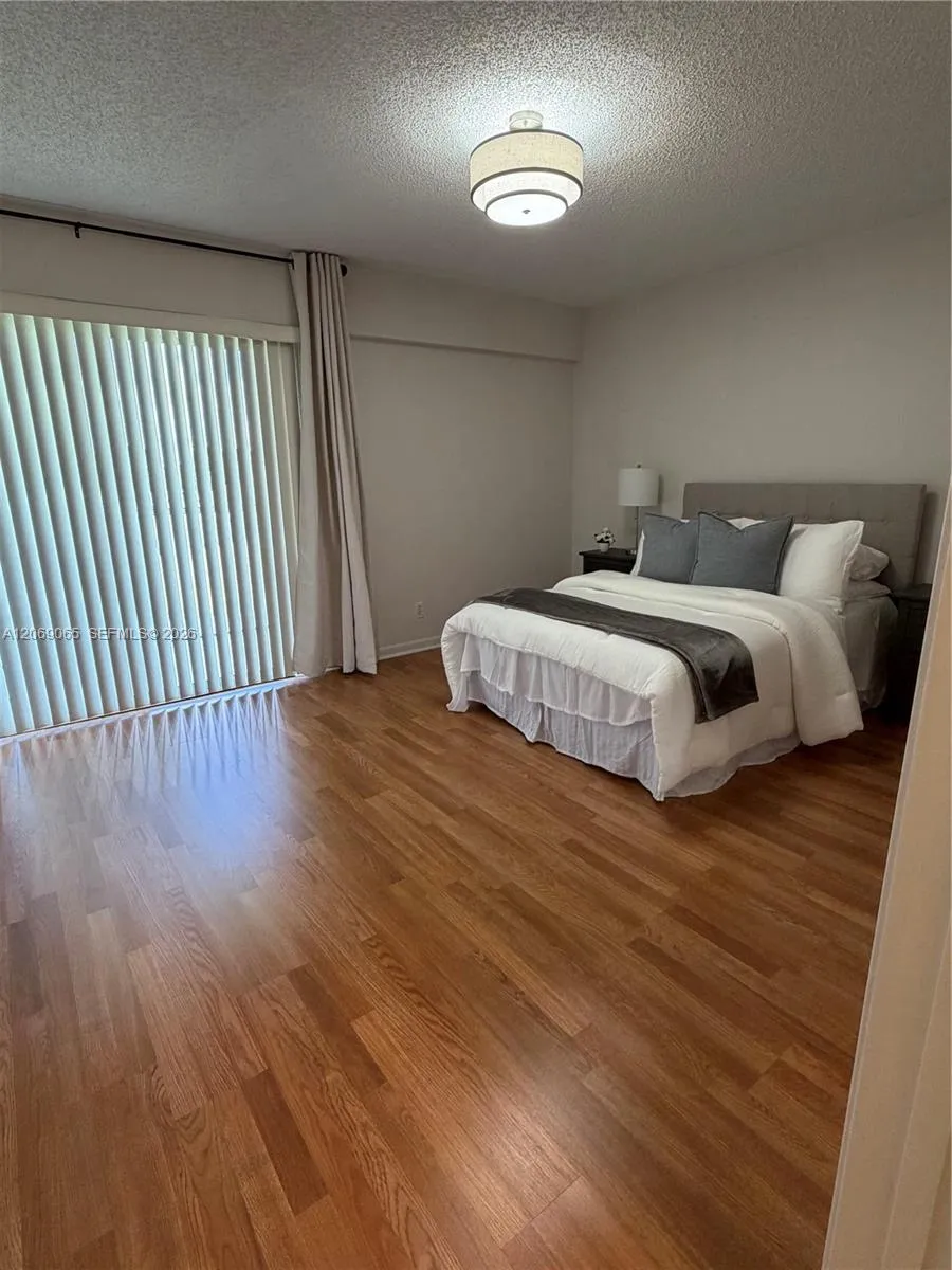 750 SW 133rd Ter #403C Pembroke Pines, FL 33027