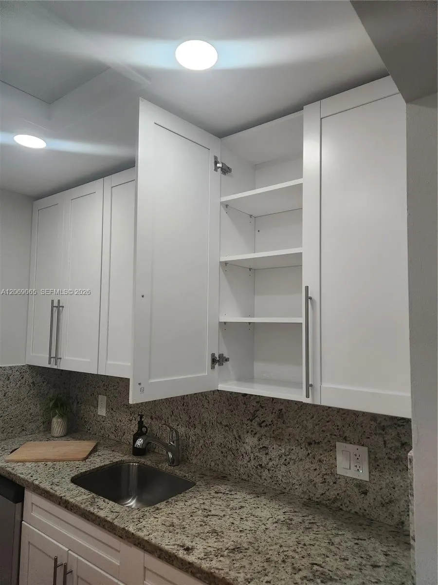 750 SW 133rd Ter #403C Pembroke Pines, FL 33027