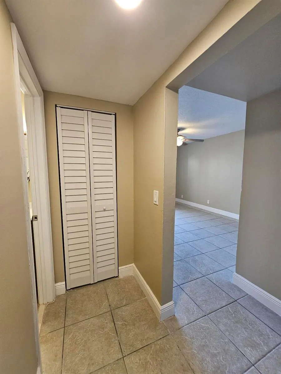 1200 W Blue Heron Boulevard #5 Riviera Beach, FL 33404