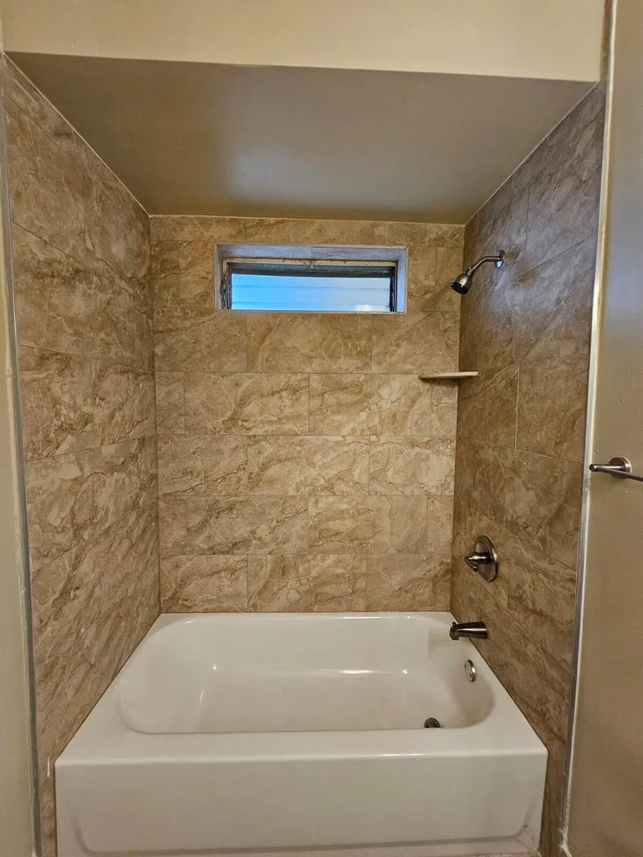 1200 W Blue Heron Boulevard #5 Riviera Beach, FL 33404