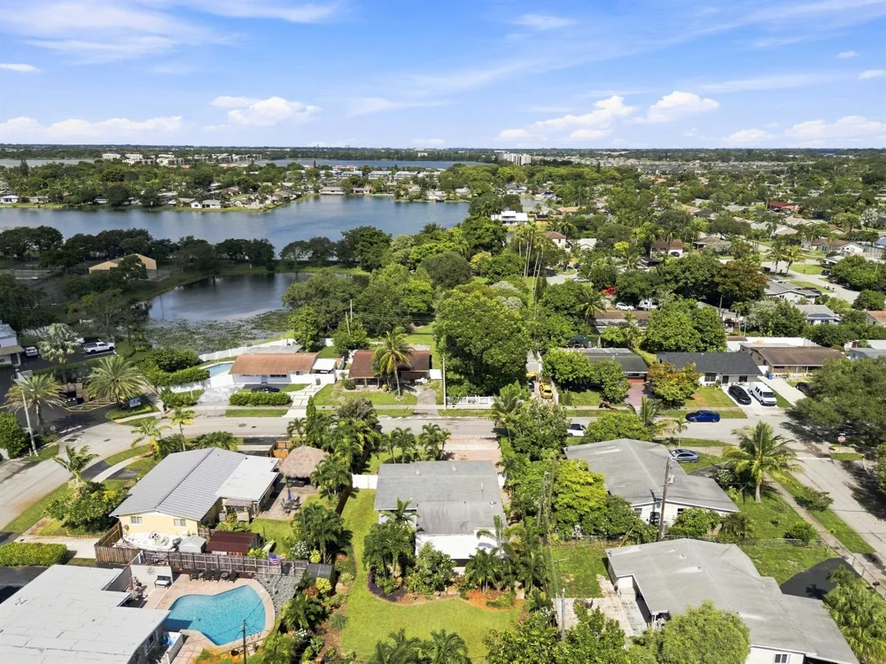 4110 NW 16TH AVENUE Oakland Park, FL 33309