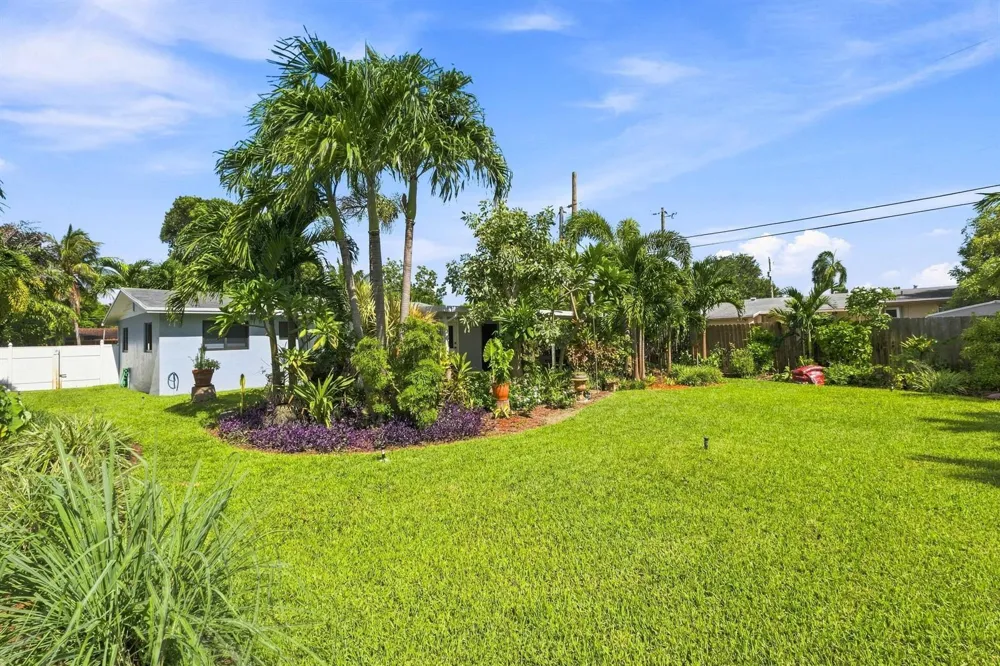 4110 NW 16TH AVENUE Oakland Park, FL 33309