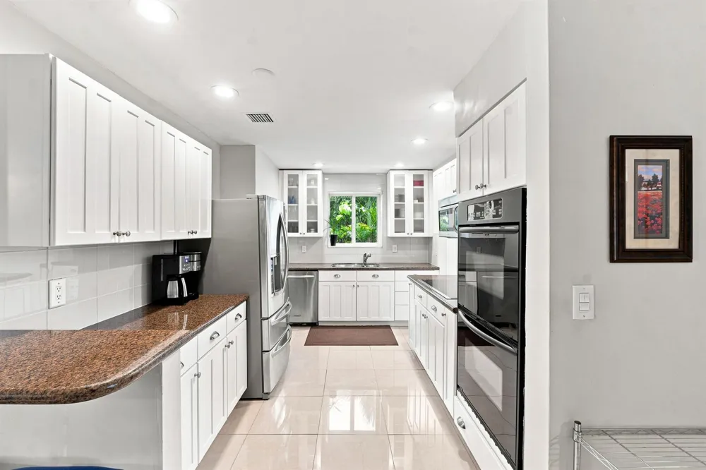 4110 NW 16TH AVENUE Oakland Park, FL 33309