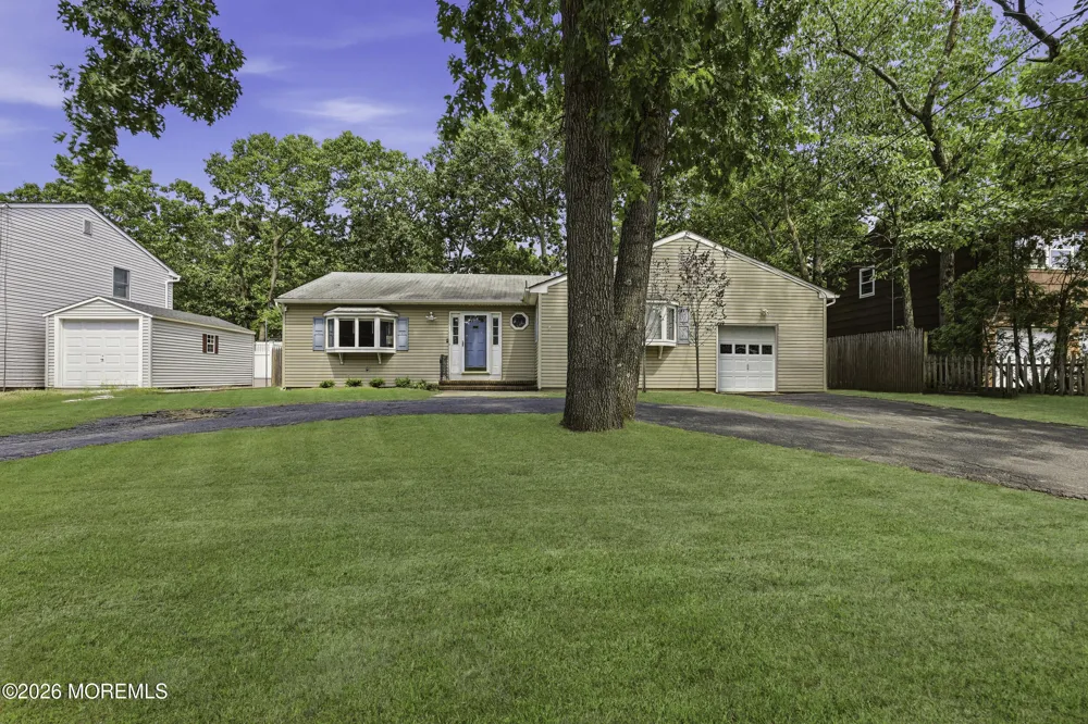 1600 Burrsville Road Brick, NJ 08724