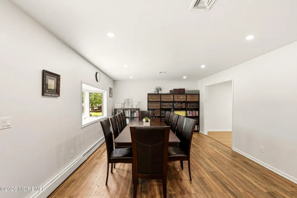 1600 Burrsville Road Brick, NJ 08724