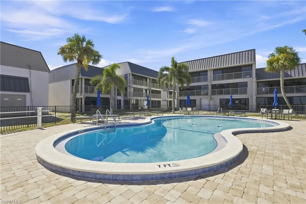 760 Sextant Drive #722 Sanibel, FL 33957