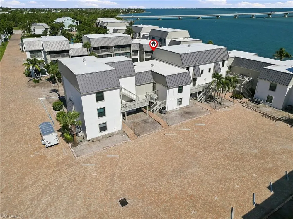 760 Sextant Drive #722 Sanibel, FL 33957
