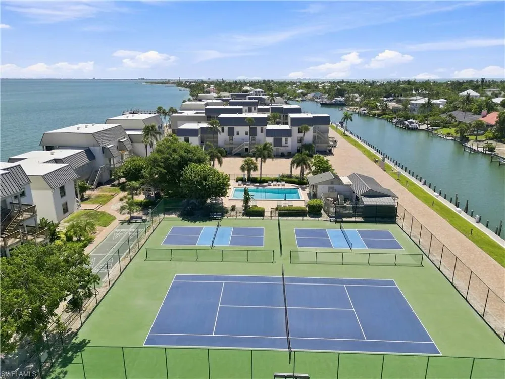 760 Sextant Drive #722 Sanibel, FL 33957