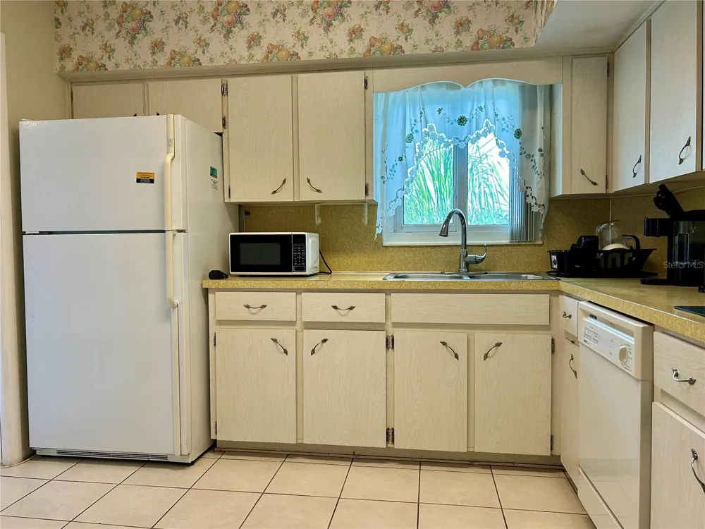 2340 GRECIAN WAY #38 Clearwater, FL 33763