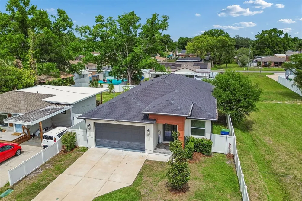1901 W CLUSTER AVENUE Tampa, FL 33604