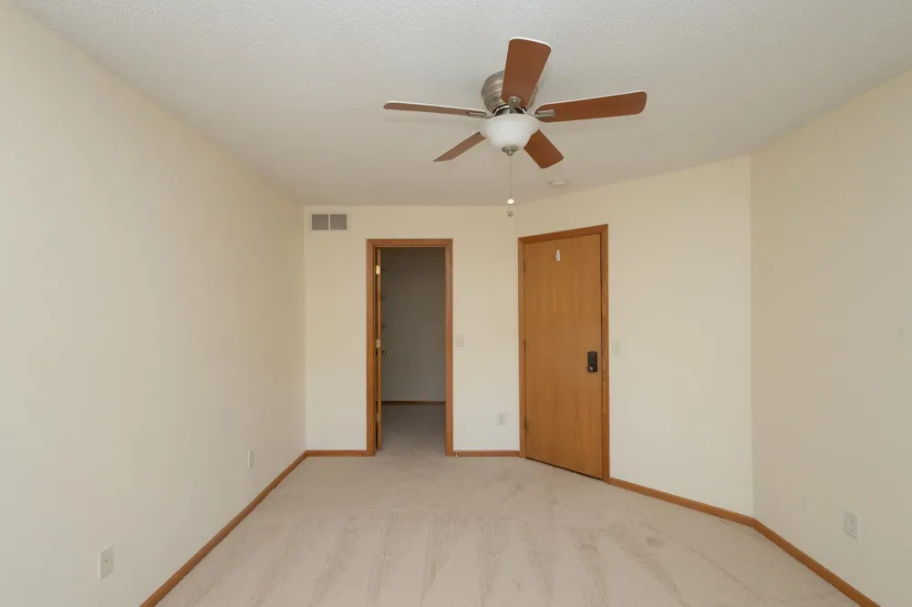 8944 Pheasant Lane Saint Bonifacius, MN 55375
