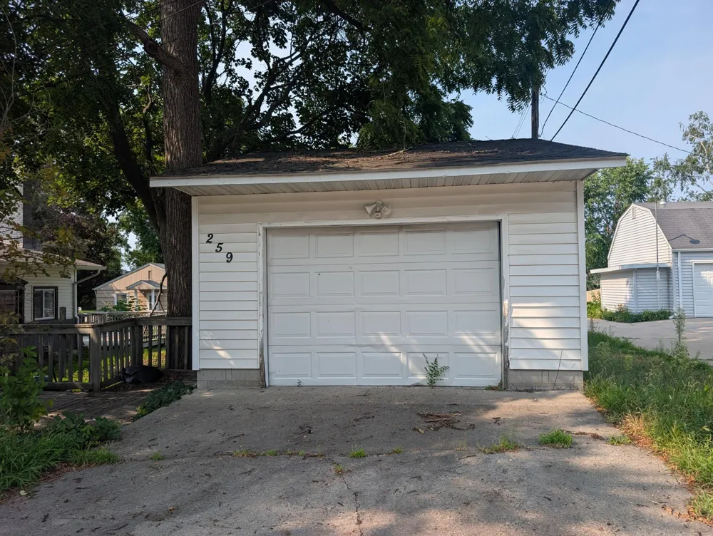 259 20th Avenue S South Saint Paul, MN 55075