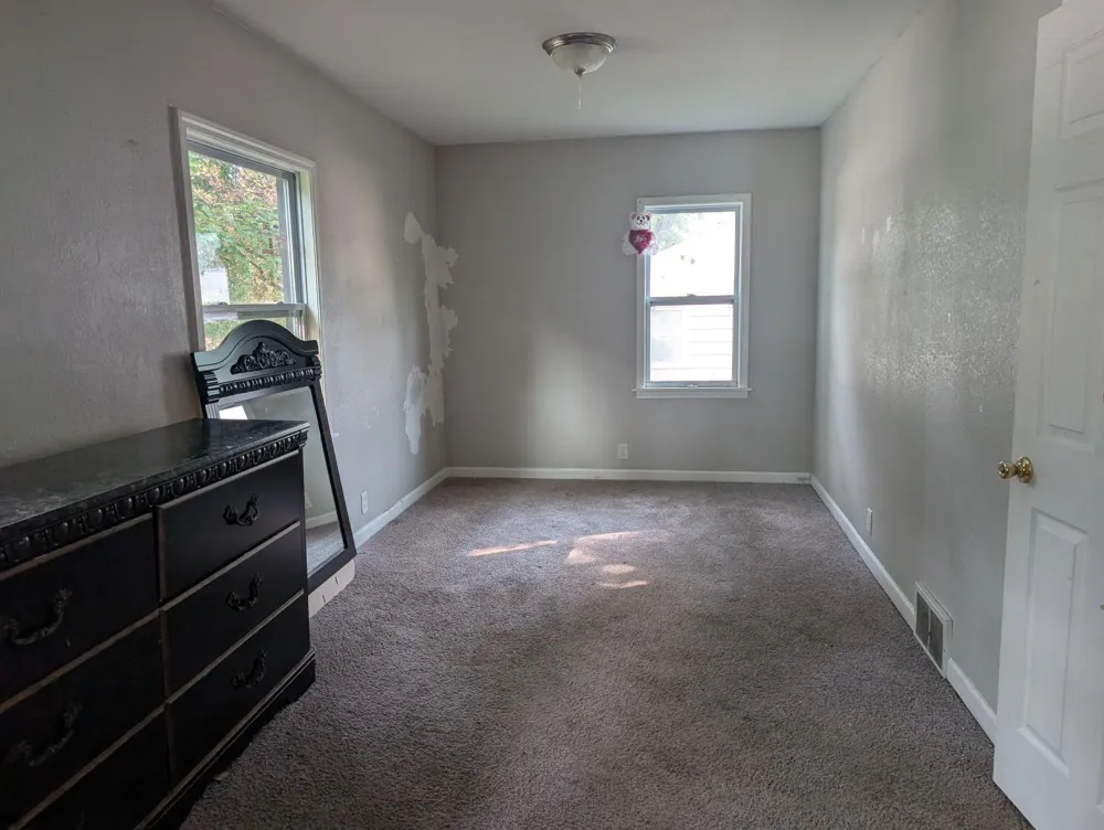 259 20th Avenue S South Saint Paul, MN 55075