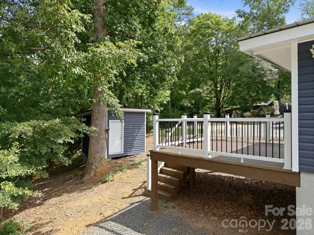 151 Dogwood Circle New London, NC 28127