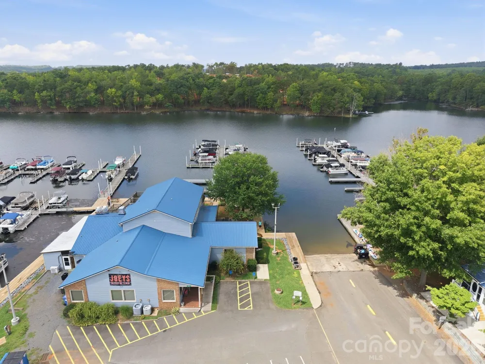 151 Dogwood Circle New London, NC 28127
