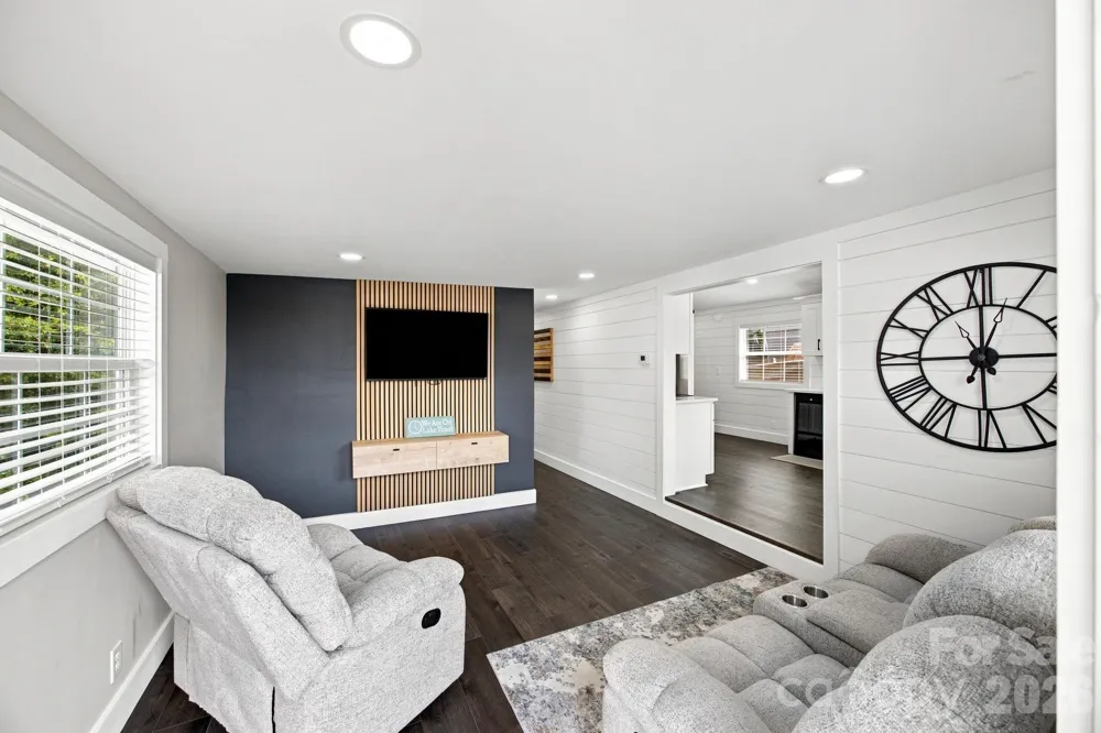 151 Dogwood Circle New London, NC 28127
