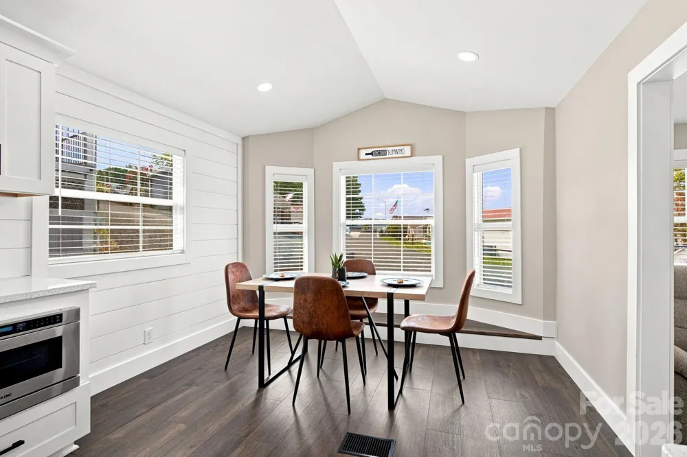 151 Dogwood Circle New London, NC 28127